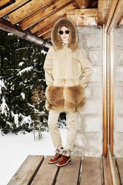 Look 24